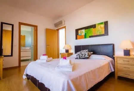 Sesmarias Village Hotel *